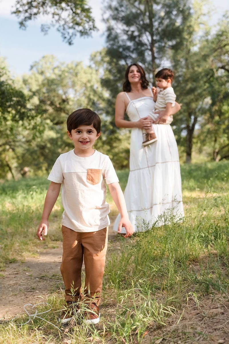 Yavari Family
