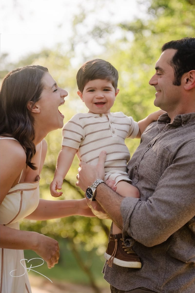 Yavari Family